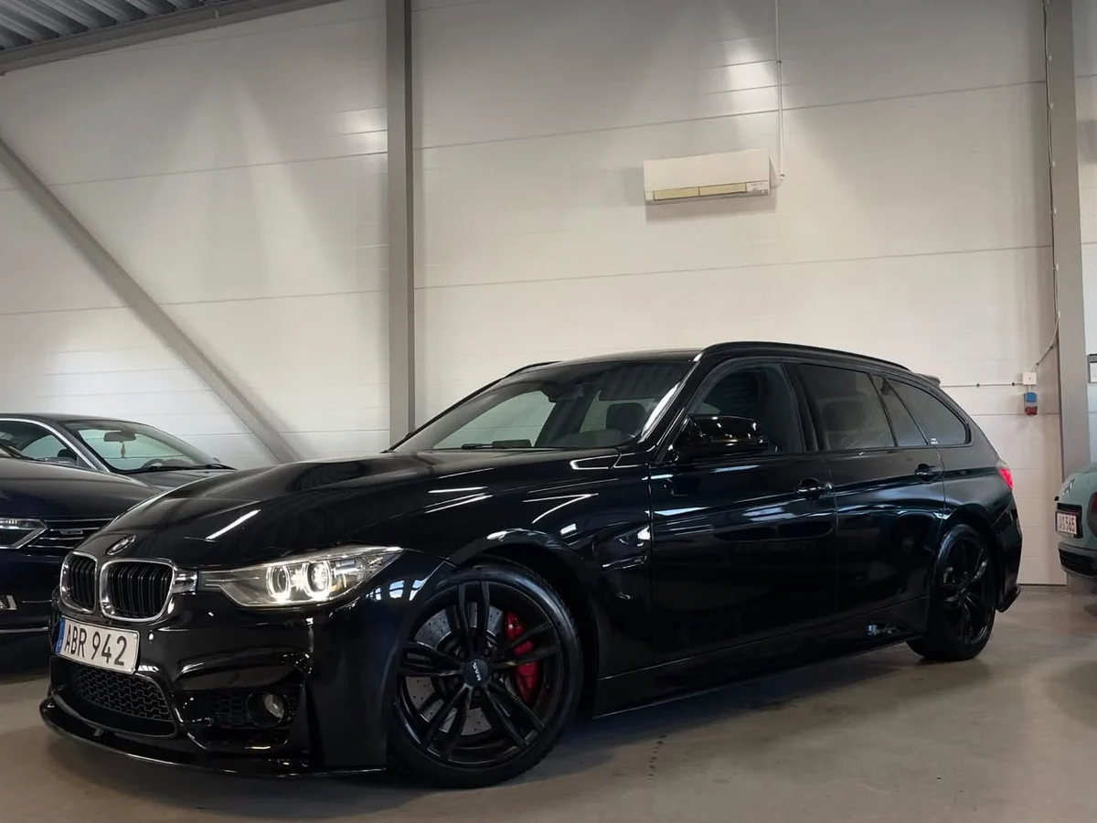 Svart BMW hos MTD Bilar.