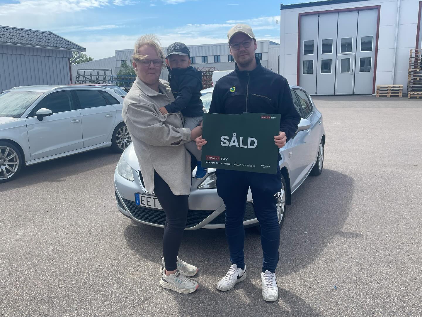 Kundleverans av Seat Ibiza hos MTD Bilar.